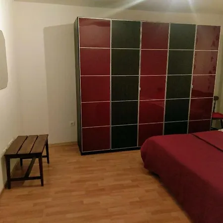 Apartment Lovely With Garden And Terrace