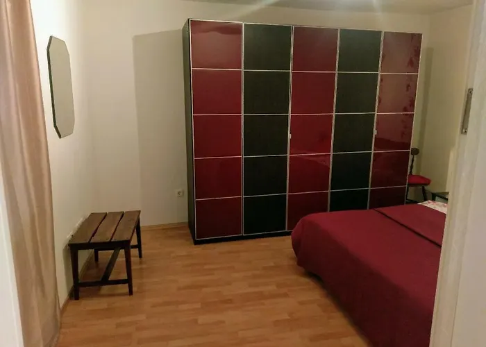 Apartmán Lovely With Garden And Terrace