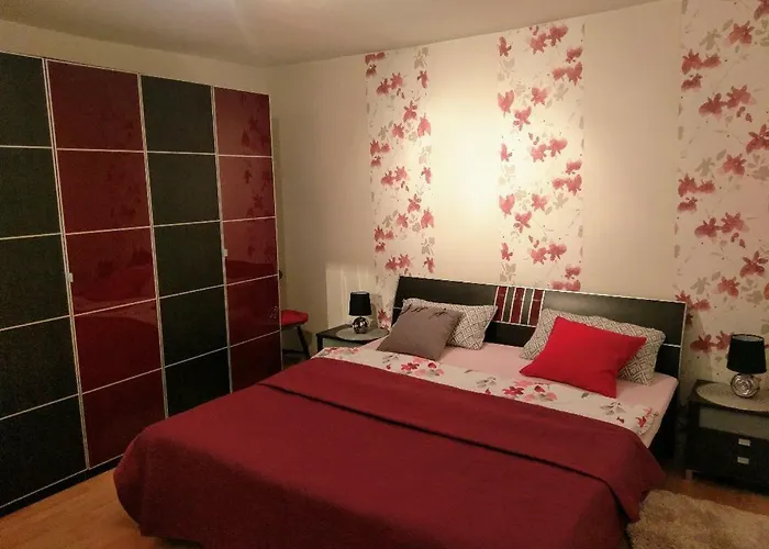 Lovely With Garden And Terrace Apartmán Rijeka
