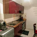 Lovely With Garden And Terrace 아파트 *