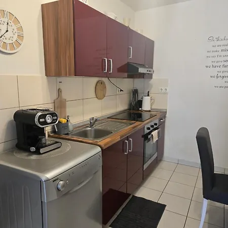 Lovely With Garden And Terrace * Rijeka